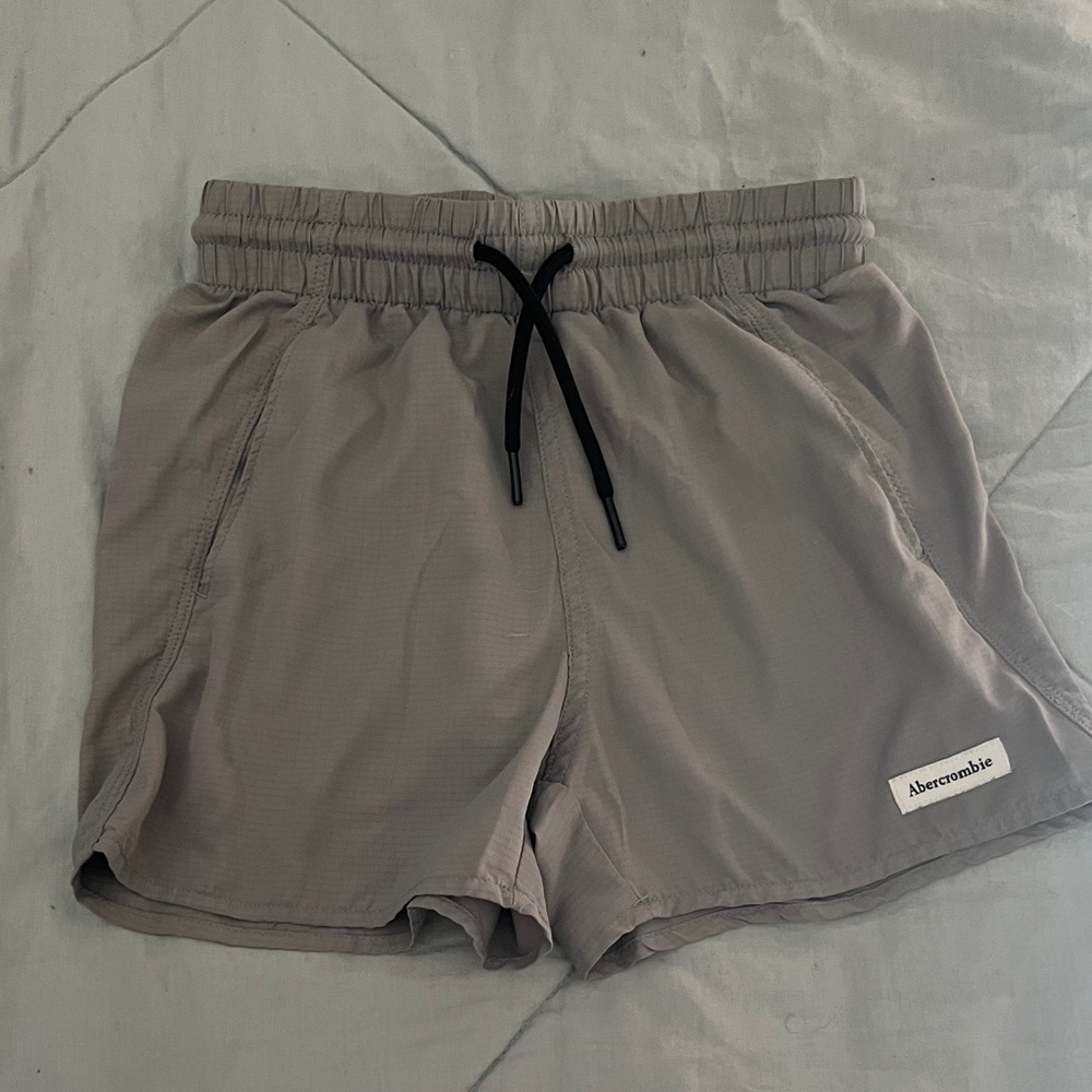 Abercrombie & Fitch kids gray Athletic Shorts